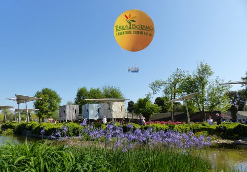 Terra_Botanica_-_Ballon_captif_-_Terra_vu_du_ciel_-_Coeur_du_parc